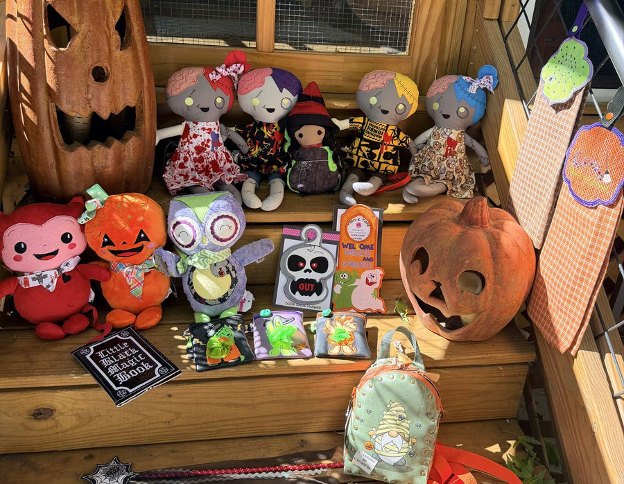 Ghosts and Goblins door knob hanger